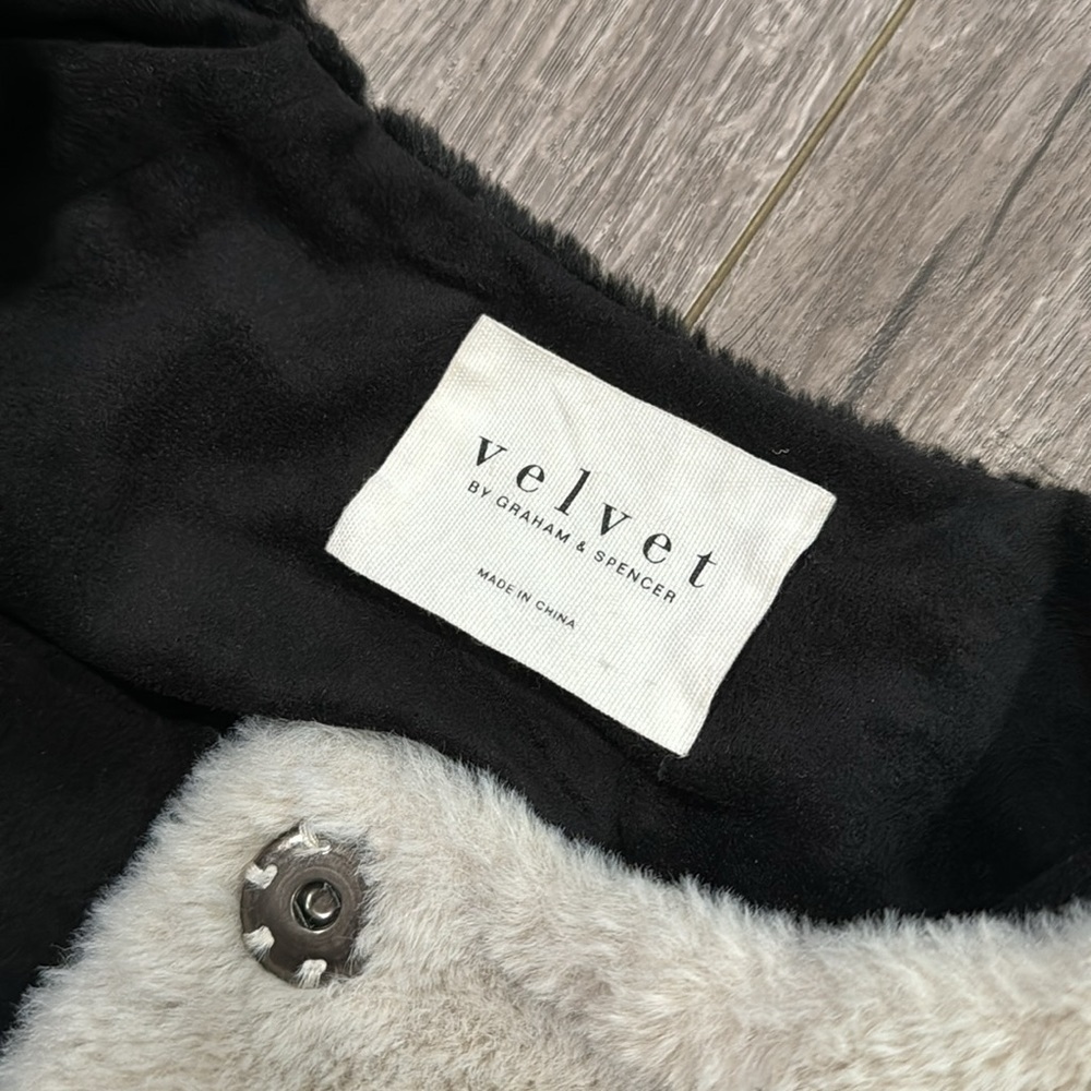 Velvet by Graham & Spencer Colorblock Faux Fur Jacket L - Picture 9 of 11